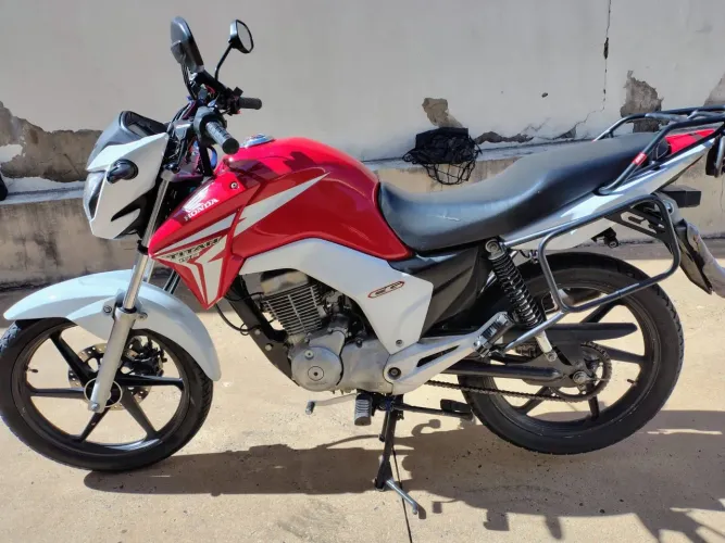 Vendo moto cg Titan 150 ano 2015
