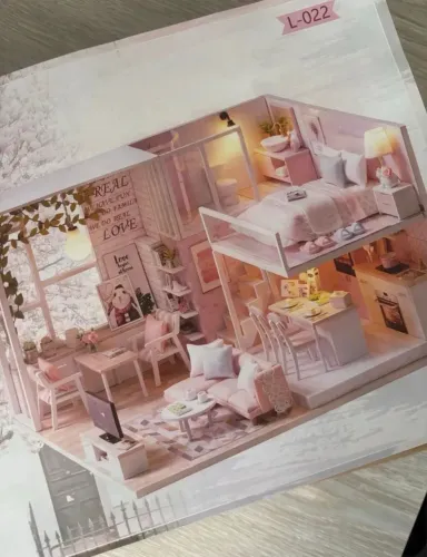 Brinquedo casa de boneca DIY