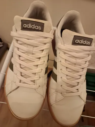 Tenis adidas masculino n° 40