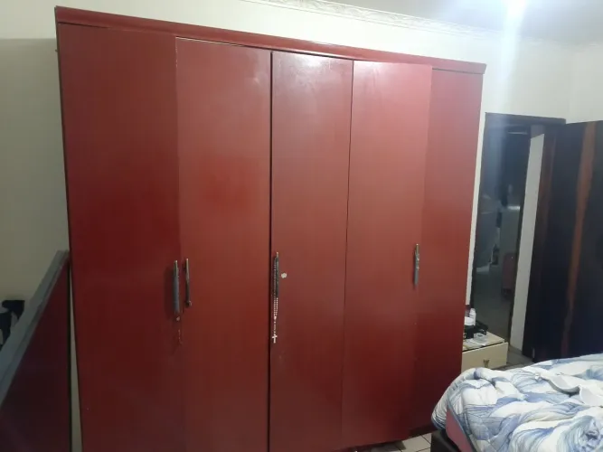 Guarda roupa 5 portas