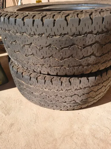 Pneu 205/60/16