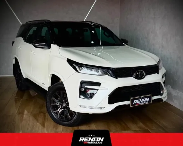 Toyota Hilux SW4 GRS 2.8 TB 4X4 Diesel Aut. 2022