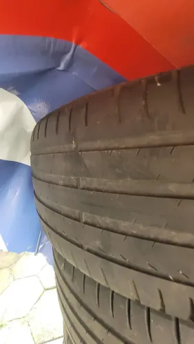 Vendo pnues aro 19 preille scorpian