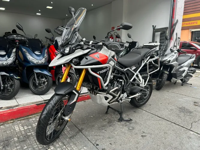 Triumph Tiger 900 Rally Pro Ano 2025