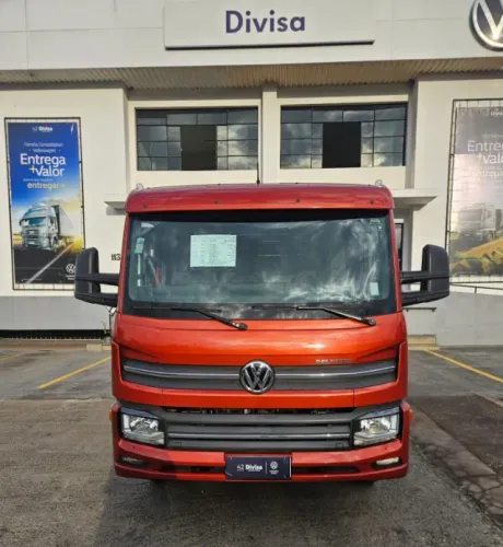VW 11.180 DRC 4X2 - 23/24 - CARROCERIA GRANELEIRA