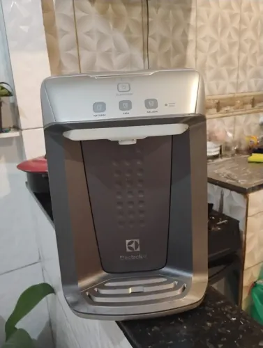 Purificador de água Electrolux PA26G, ótimo estado de conservação, 3 meses de garantia