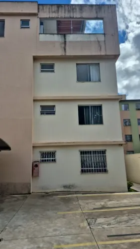 DIVIDE SE APARTAM NO BARREIRO DIAMANTE