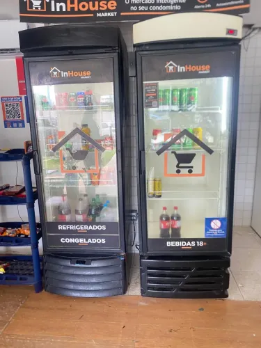 Refrigerador expositor metalfrio 489 litros