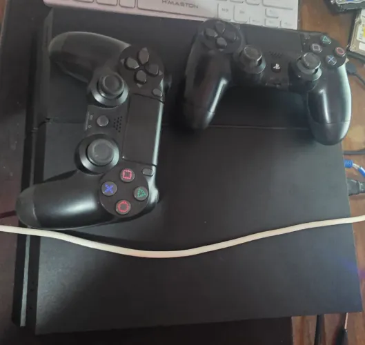 PlayStation 4 com Gold hen