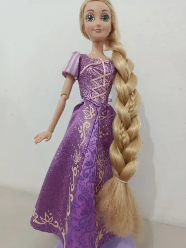 Boneca Princesa Rapunzel Disney 