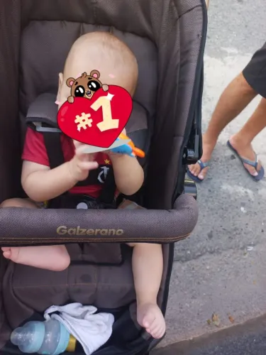 Carrinho de bebê +bebê conforto