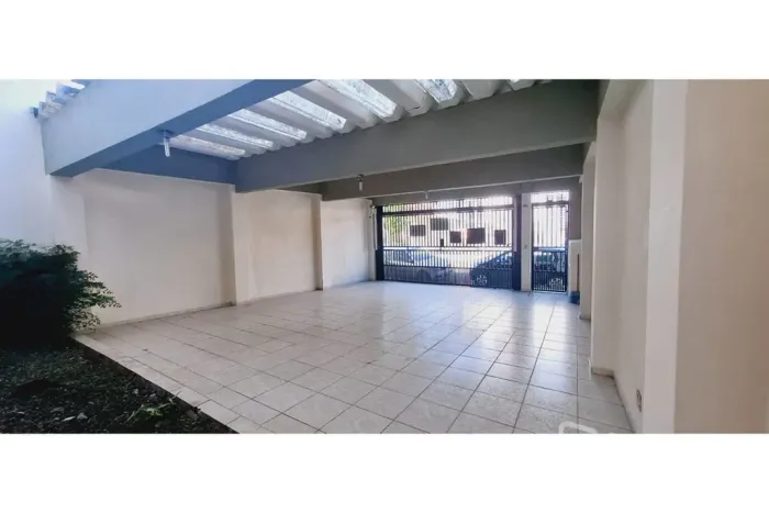 Imóvel na Mário de Azevedo com 3 dormitórios e 152m²