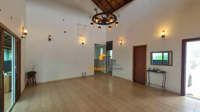 Ótimo Sobrado com 3 dormitórios à venda, 400 m² por R$ 1.300.000 - Parque Rizzo II - Cotia