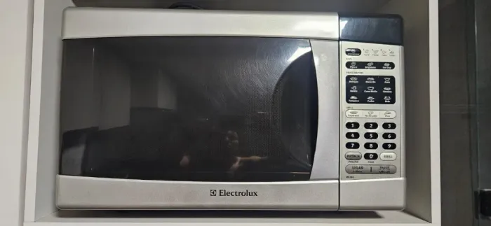microondas me28x Electrolux (retirada de peças)