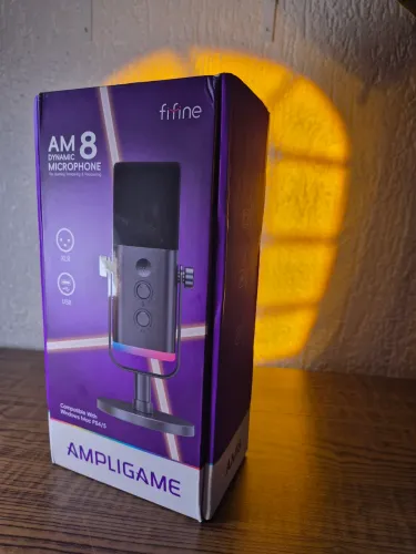 LACRADO. Microfone Fifine AM8 USB Gamer e Podcast /XLR RGB Original Ampligame - NOVO