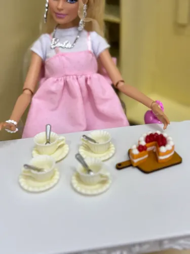 Kit chá e bolo barbie