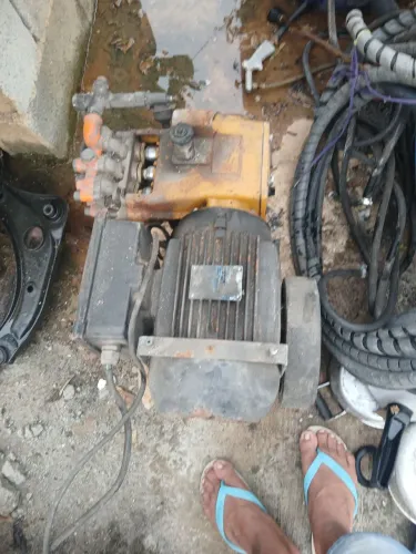 Vendo lavadora de alta pressão
