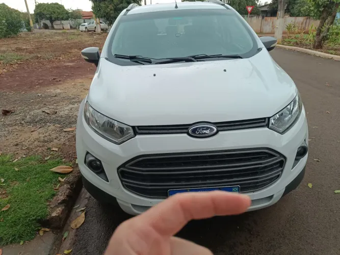 Ford Ecosport Freestyle 1.6 16V Flex 5P 2013