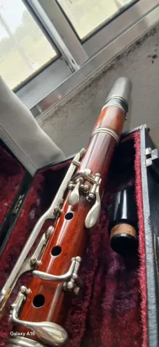 Clarinete Santos 23 chaves em sib madeira super conservada