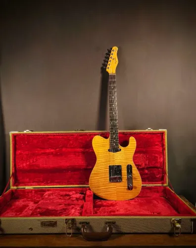 Guitarra Tagima CS-1 Signature Cacau Santos Hand Made in Brazil Seymour Duncan Pickups