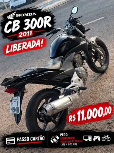 Cb 300r com mecânica em dia