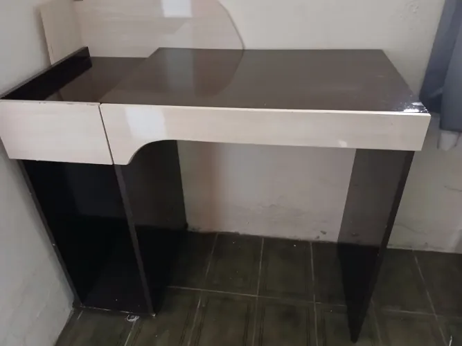 Mesinha gabinete 