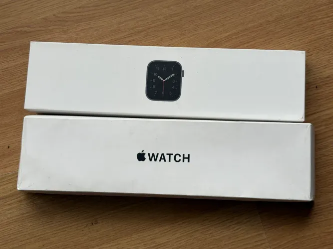 Apple Watch Series 7 GPS 45mm - Preto MEIA NOITE (Alumínio)