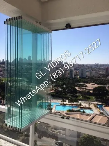 BOX, VARANDAS, VIDROS E ESPELHOS.
