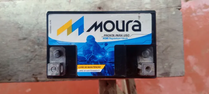 Vendo está bateria ? moura