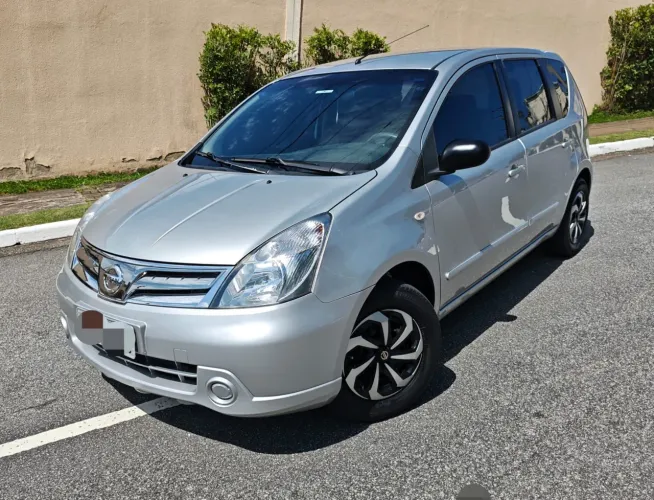 Nissan Livina 1.6 16V Flex Fuel 5P 2013