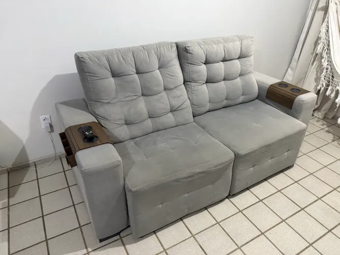 Sofá retrátil 3 lugares