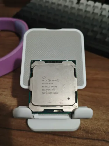 PROCESSADOR XEON E5 - 2630 V4
