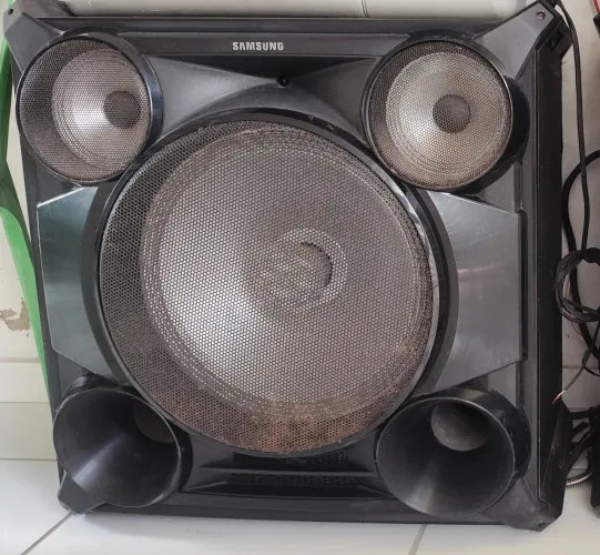 2 Caixas de som Samsung