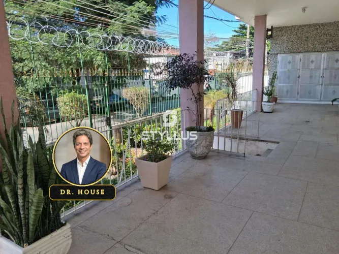 Apartamento Espaçoso de 3 Quartos (1 Suíte) com Vaga no Centro do Méier! M55O