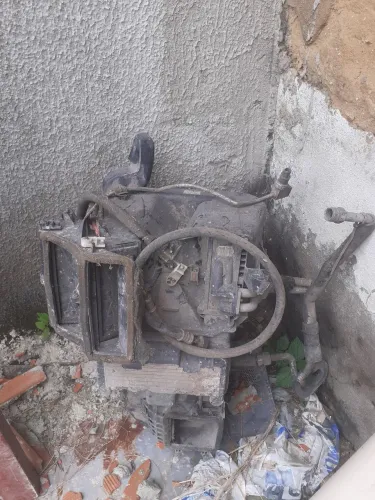 Vendo caixa do arcondicionado evaporado gol g3