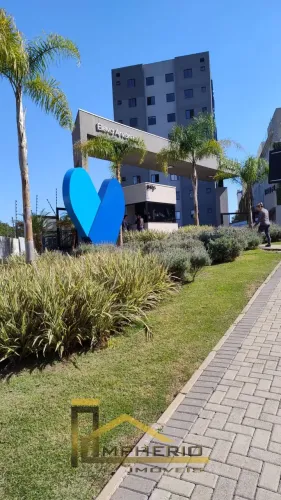 Apartamento de 3 quartos com 2 banheiros e vaga de garagem no Campo Comprido, Curitiba-PR: