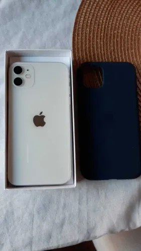 Iphone 11 branco 64gb