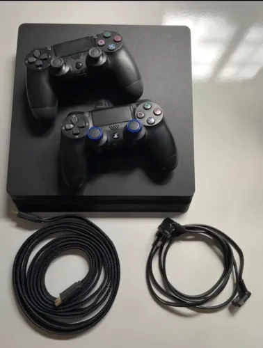 Playstation 4 slim 1 TB