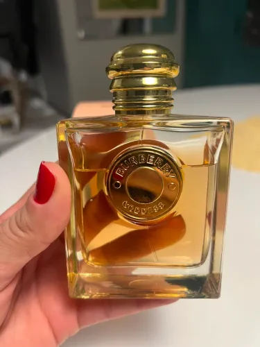Perfume Burberry Goddess 