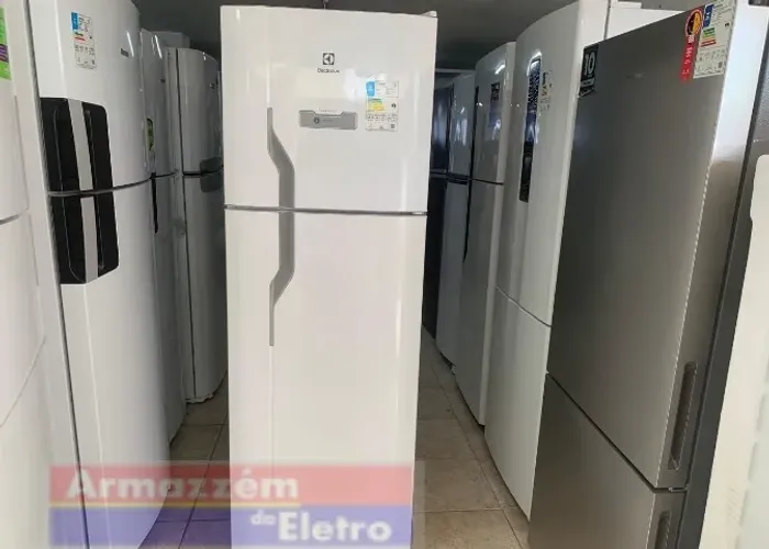 GELADEIRA ELECTROLUX **NOVA