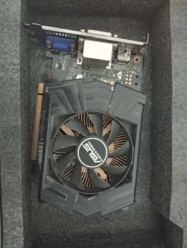 Placa de Video GTX 750 ti