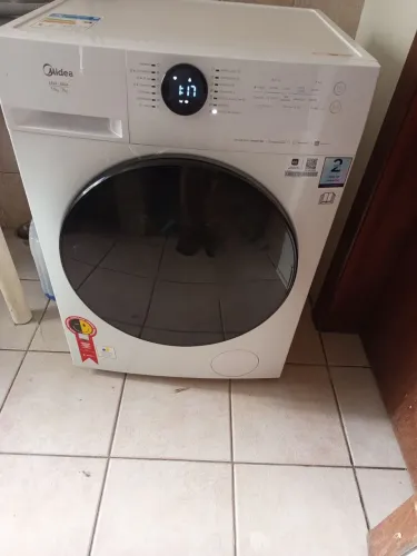 Lava e seca Midea lava11kg e seca 7kg