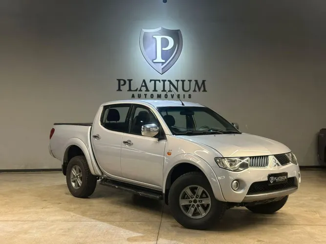 Mitsubishi TRITON HPE 2.4 CD 4X4 TB Diesel Aut. 2010