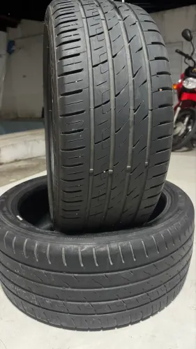 Pneus 225/40 R18