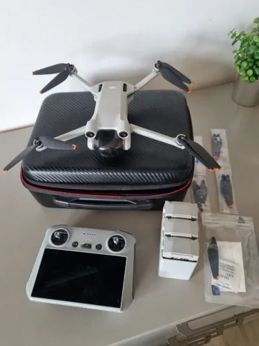 Drone DJI mini 3 Pro Combo Fly More