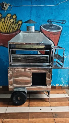 Carrinho churrasco grande semi novo