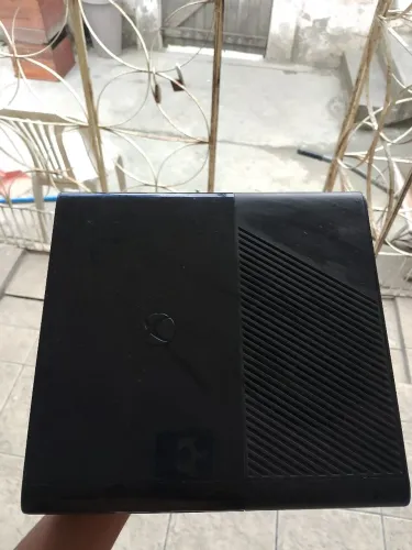 Vendo Xbox 360 bloqueado e controle com fio