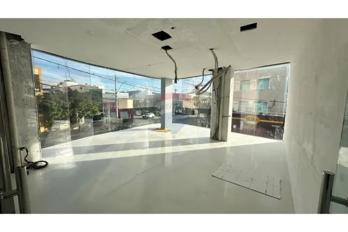 Sala Comercial Ideal no Centro de Jequié, BA