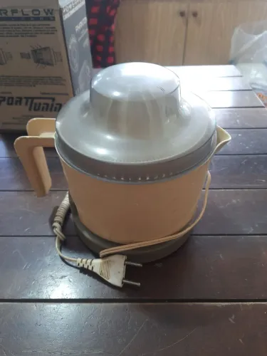 Espremedor de frutas Walita