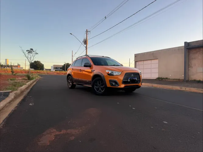 Mitsubishi ASX Outdoor 2.0 4X4 16V 160 CV Mec. 2016